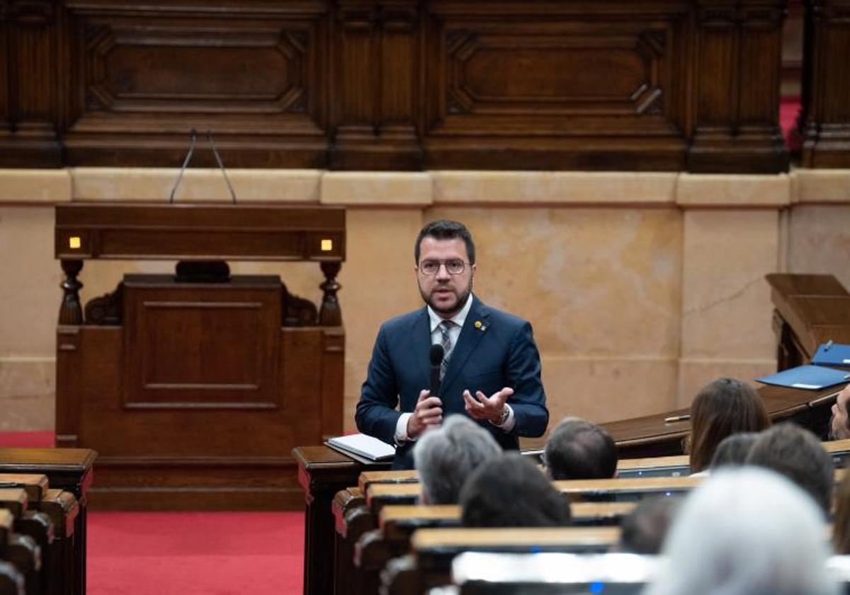 Pere Aragonès, interviene durante una sesión plenaria en el Parlament