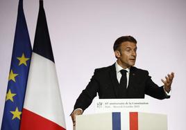 Emmanuel Macron, este miércoles en París durante la conmemoración del 65 aniversario de la Constitución francesa de 1958.