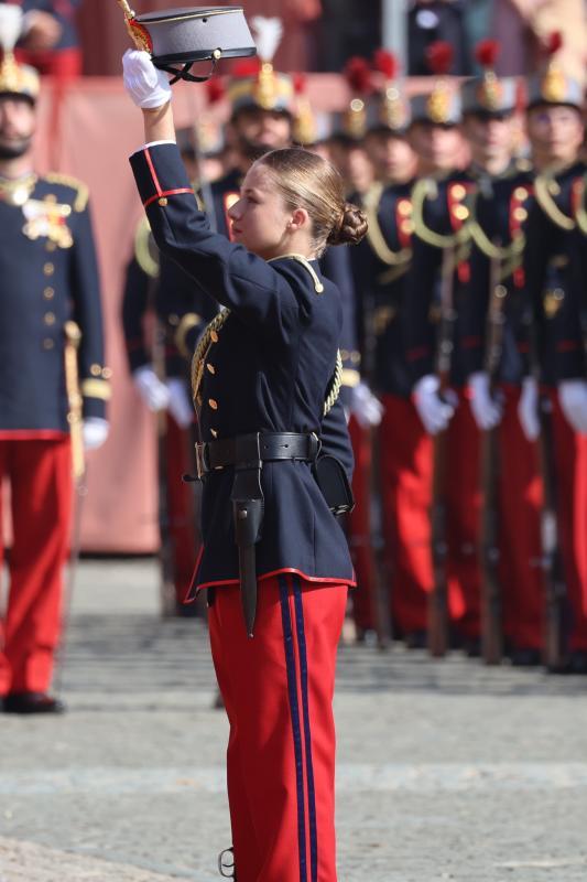 La jura de bandera de la princesa Leonor, en imágenes