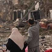 El ministro de Asuntos Exteriores anuncia una operación para evacuar españoles de Israel