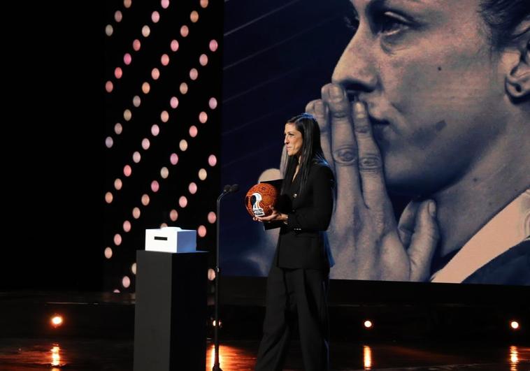 Jennifer Hermoso, durante el homenaje