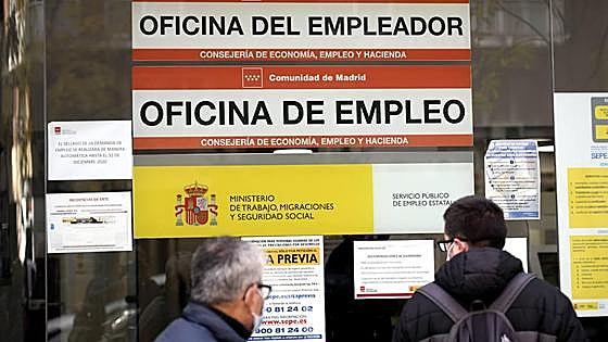 El Supremo corrige al SEPE y avala cobrar simultáneamente el paro y la indemnización por despido
