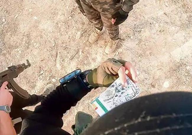 ¿Cómo llegó tienen este mapa los terroristas? captura la cámara go-pro del comandante del escuadrón terrorista.