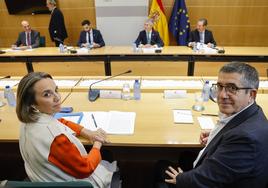 Cuca Gamarra y Patxi López, durante la reunión que el ministro Fernando Grande-Marlaska ha mantenido con los grupos parlamentarios este viernes