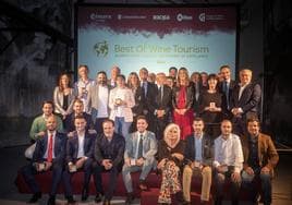 Foto de familia de la entrega de premios