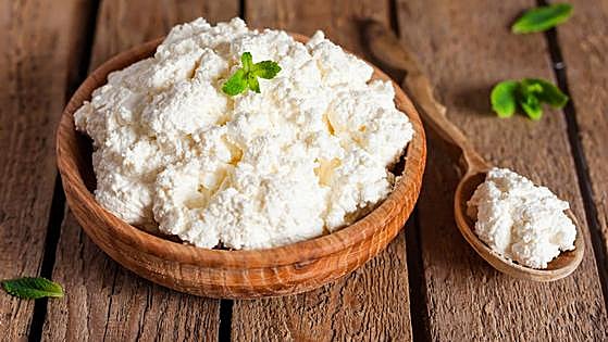 Vuelve el 'anticuado' queso cottage: ¿por qué lo recomiendan los nutricionistas?