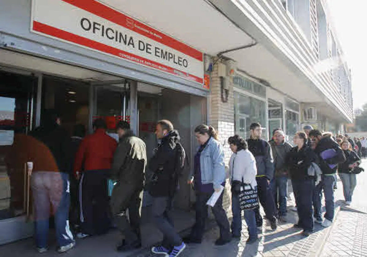 Escrivá dismantles Sánchez’s promise to reduce unemployment to 8% this term