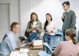 Santander: becas y ayudas al empleo y el emprendimiento que
cambian la vida de 36.000 personas cada año