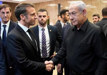 Macron defiende en Israel una «coalición internacional» contra el terrorismo