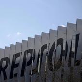 Repsol avisa al Gobierno de que condicionará sus inversiones en España si mantiene el impuesto