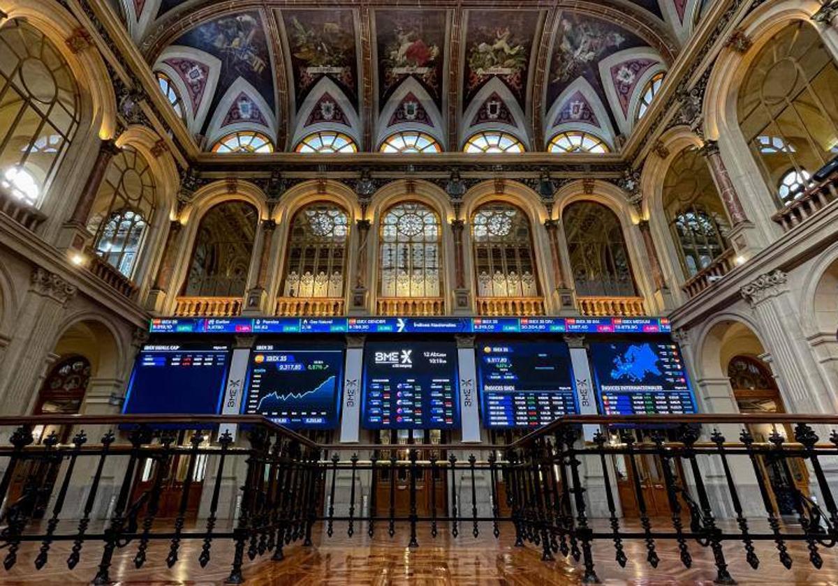 Interior de la Bolsa de Madrid.