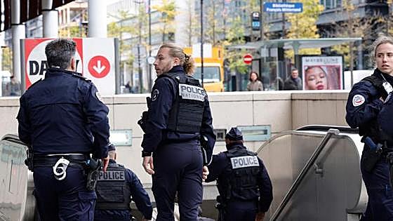 La Policía francesa dispara a una mujer por «amenazar» a pasajeros del metro de París al grito de «Alá es grande»