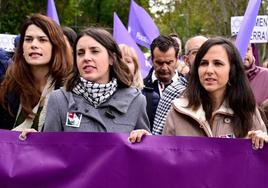 Irene Montero e Ione Belarra durante una marcha en solidaridad por Palestina en Madrid.