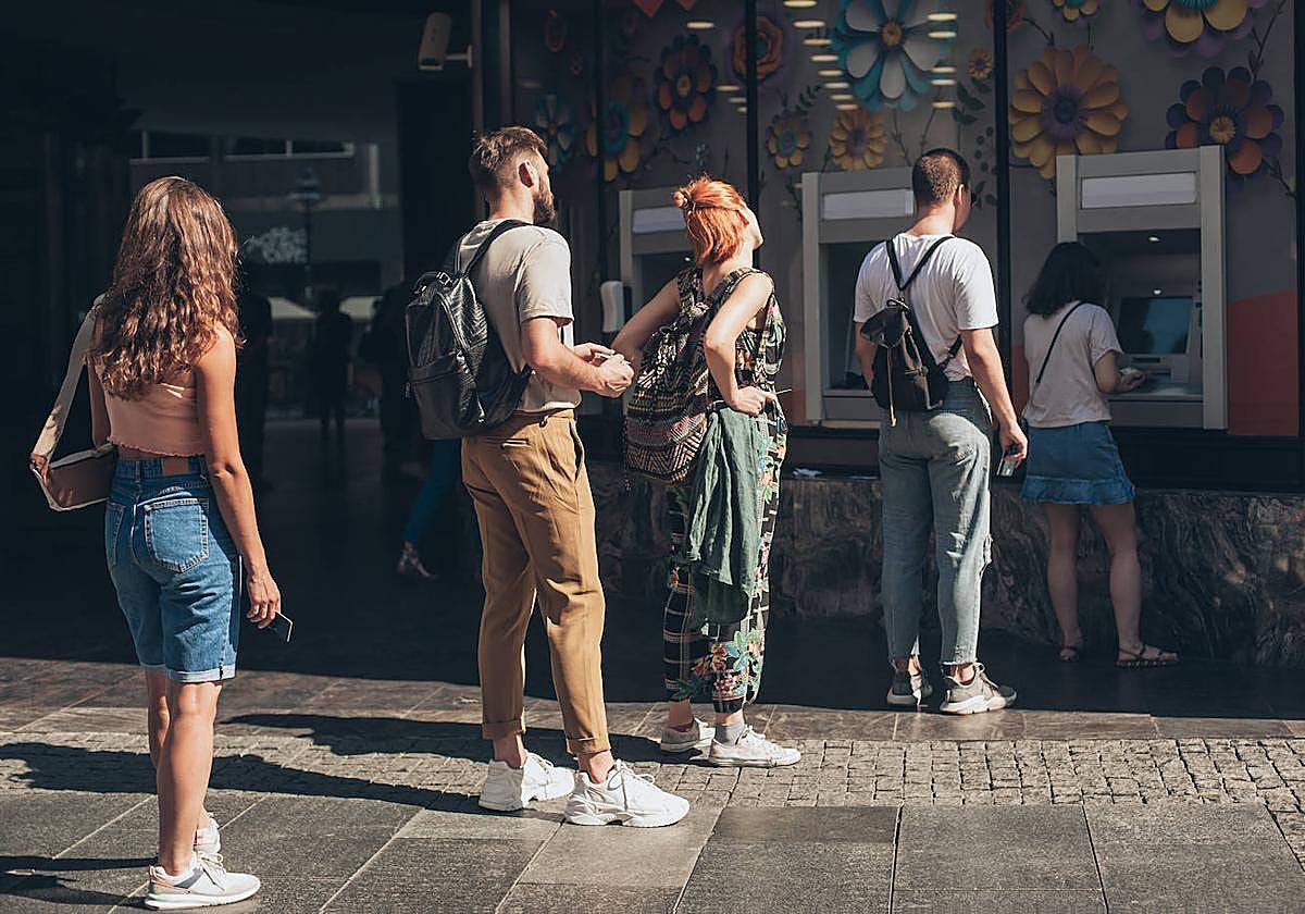 Competencia no da aún a conocer si el nuevo impuesto se ha repercutido a los clientes