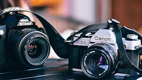 Imprime tus mejores recuerdos con estas cámaras fotográficas instantáneas
