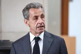 El expresidente francés Nicolas Sarkozy, a su llegada este miércoles a la sesión inaugural de su juicio de apelación, en París.
