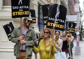 Susan Sarandon en la huelga del sindicato de actores SAG-AFTRA