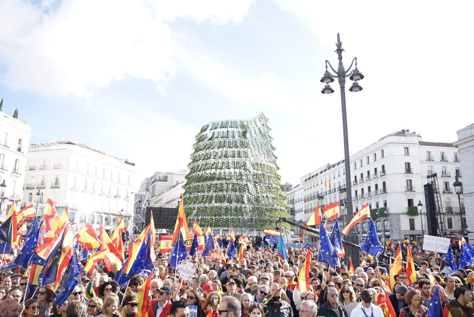 El PP convierte las calles en un clamor por el «no a la amnistía»