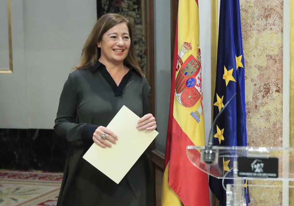 La presidenta del Congreso, Francina Armengol, anuncia la fecha de la investidura.