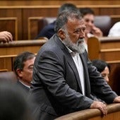 Acosan a diputados socialistas: «Traidores, os tendrían que matar»