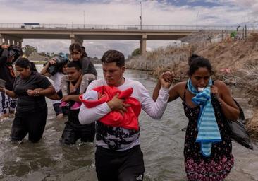 Texas desafía al Gobierno de Biden en la frontera