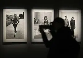 Exposición sobre el fotógrafo del erotismo y la moda Helmut Newton