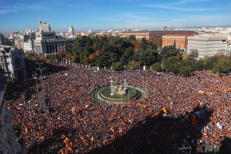 Miles de personas han participado este sábado en la protesta.