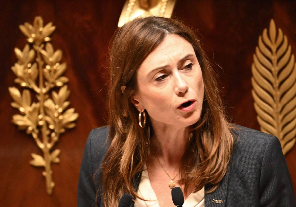 La diputada francesa Sandrine Josso habla en la Asamblea General gala.