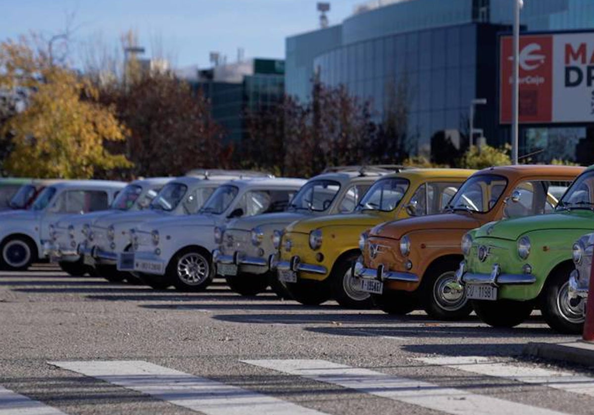 El Seat 600 es siempre uno de los vehículos presentes en el evento