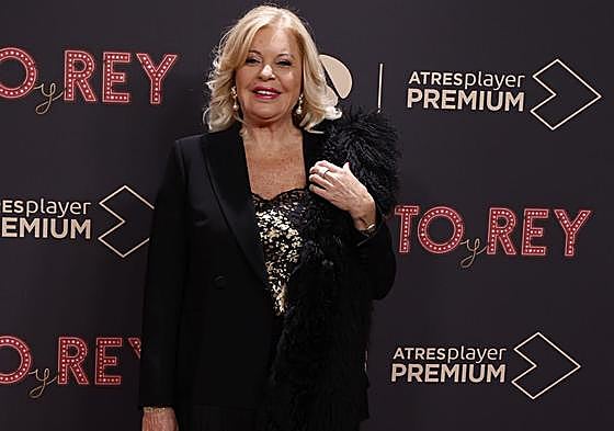 La actriz Bárbara Rey a su llegada a la presentación de la nueva serie de Atresplayer Premium «Cristo y Rey».