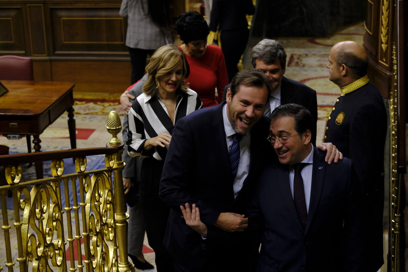 Óscar Puente y José Manuel Albares a su salida del acto.