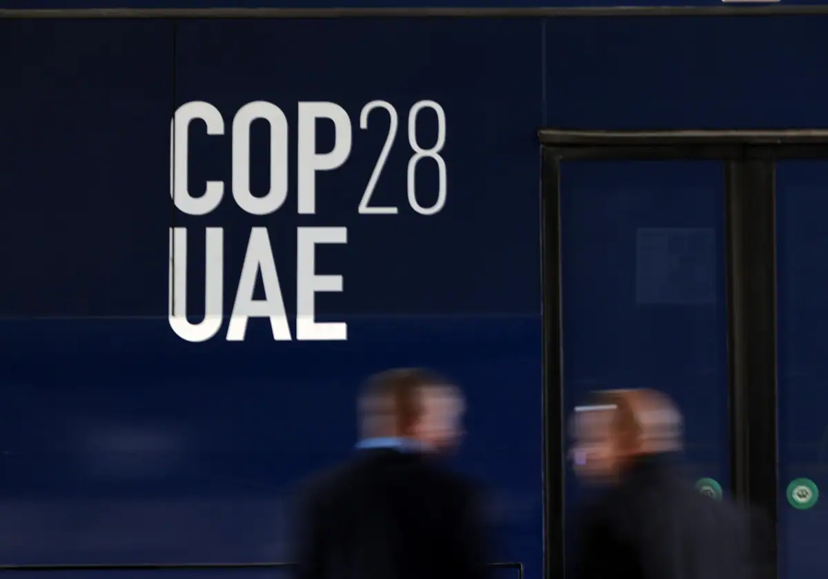 ¿Una cumbre climática? Banqueros, petroleras y gasistas, acreditados en la COP28