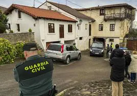 Imagen del dispositivo, pasadas las nueve de la mañana, esperando el levantamiento de los cadáveres.