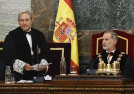 Francisco Marín Castán y Felipe VI durante el acto de apertura del año judicial en septiembre pasado.