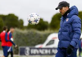 Simeone, durante un entrenamiento del Atlético.