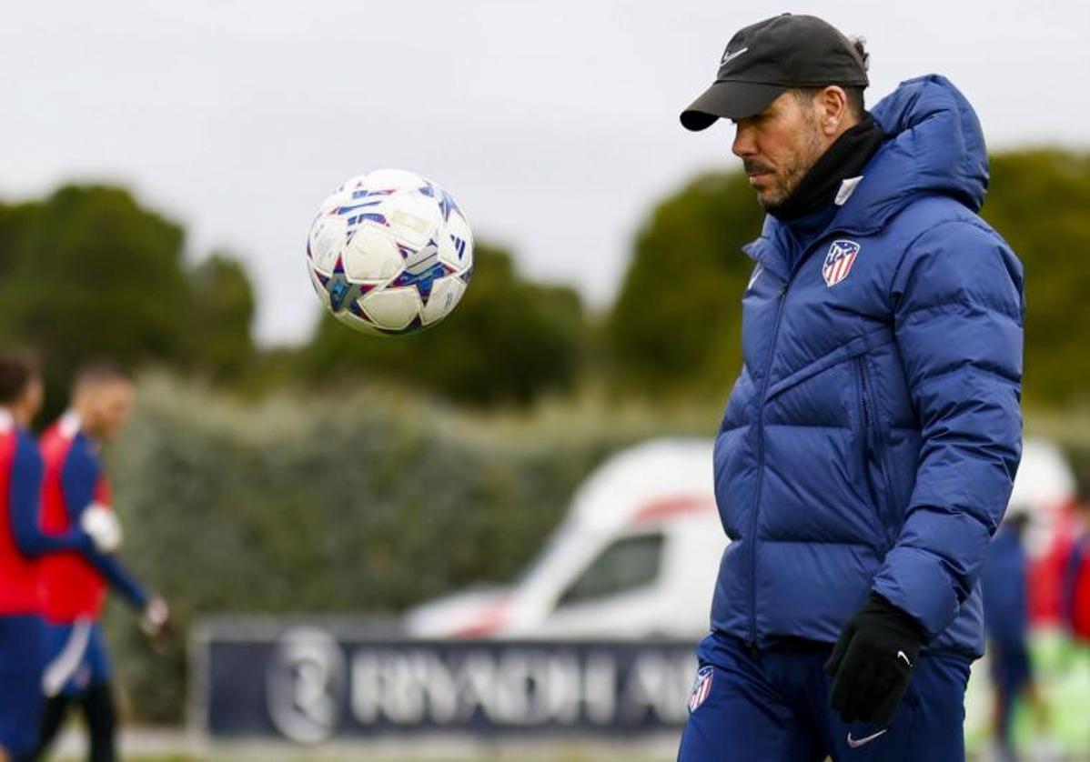 Simeone, durante un entrenamiento del Atlético.