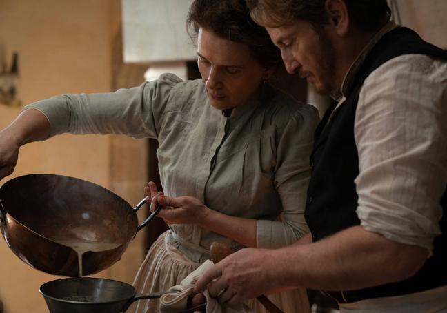 Juliette Binoche y Benoît Magimel en 'A fuego lento'.