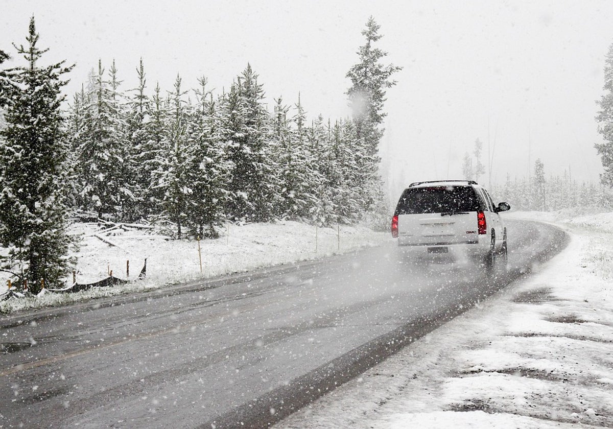 Circular con nieve