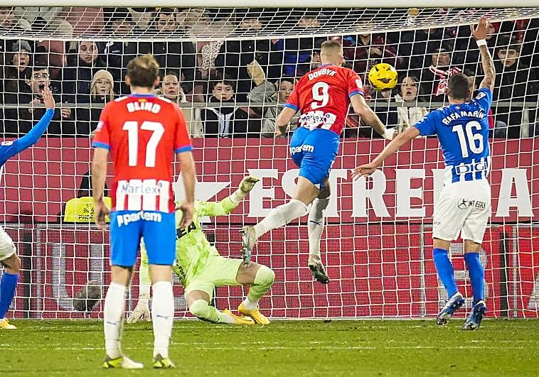 Girona y su hambre de líder se comen al Alavés