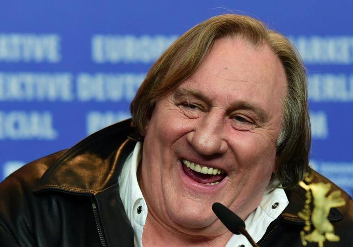 Gérard Depardieu en una rueda de prensa