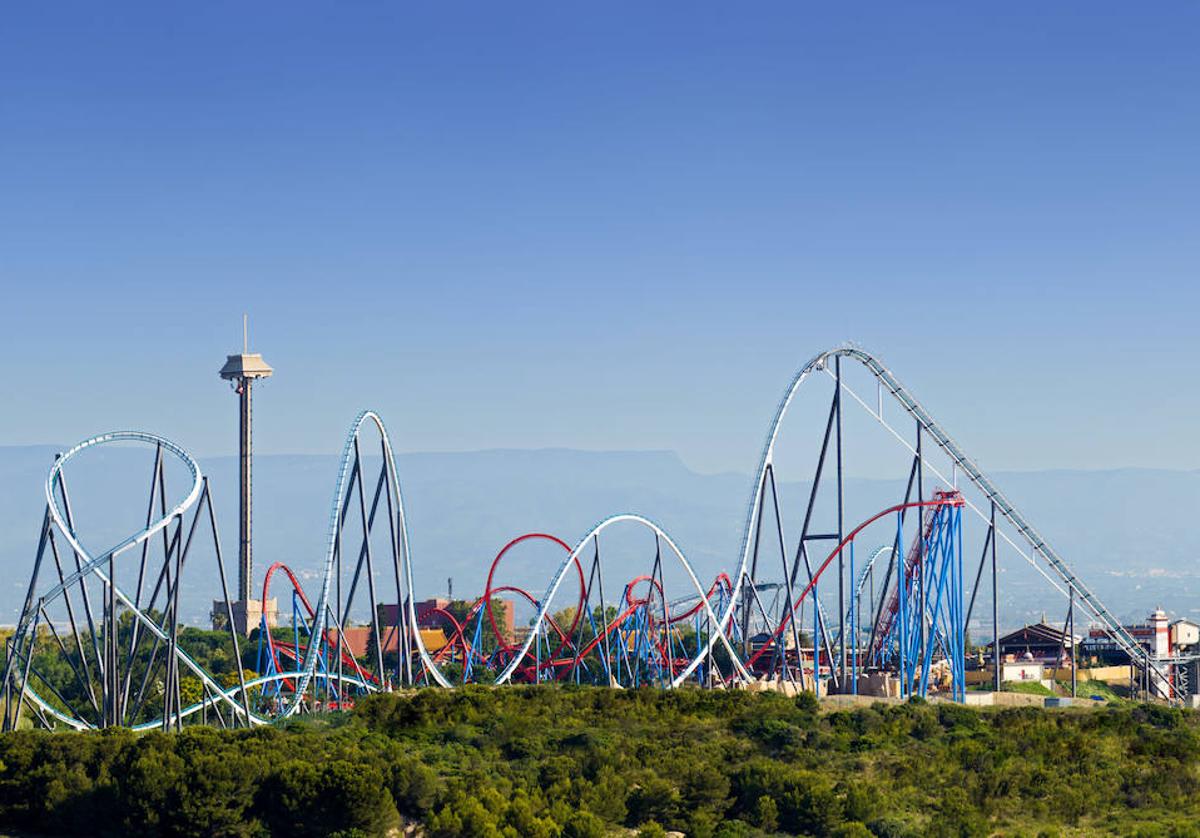 Vista general de las instalaciones en Salou (Tarragona) de PortAventura, el parque temático más visitado de España.