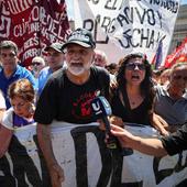 Milei se enfrenta a la segunda protesta callejera en Argentina