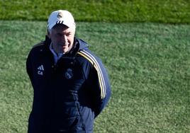 Carlo Ancelotti, durante el entrenamiento abierto al público que llevó a cabo el Real Madrid este sábado.