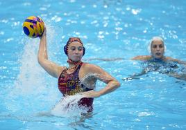 La jugadora de la selección femenina de waterpolo Elena Ruiz, durante la semifinal del último Mundial disputada entre España y Australia.