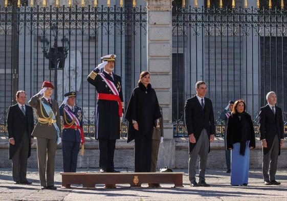 Los Reyes han presidido este sábado la ceremonia de la Pascua Militar en el Palacio Real de Madrid.