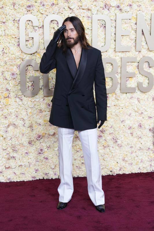 Jared Leto, más formal de los habitual pero con su toque particular. 