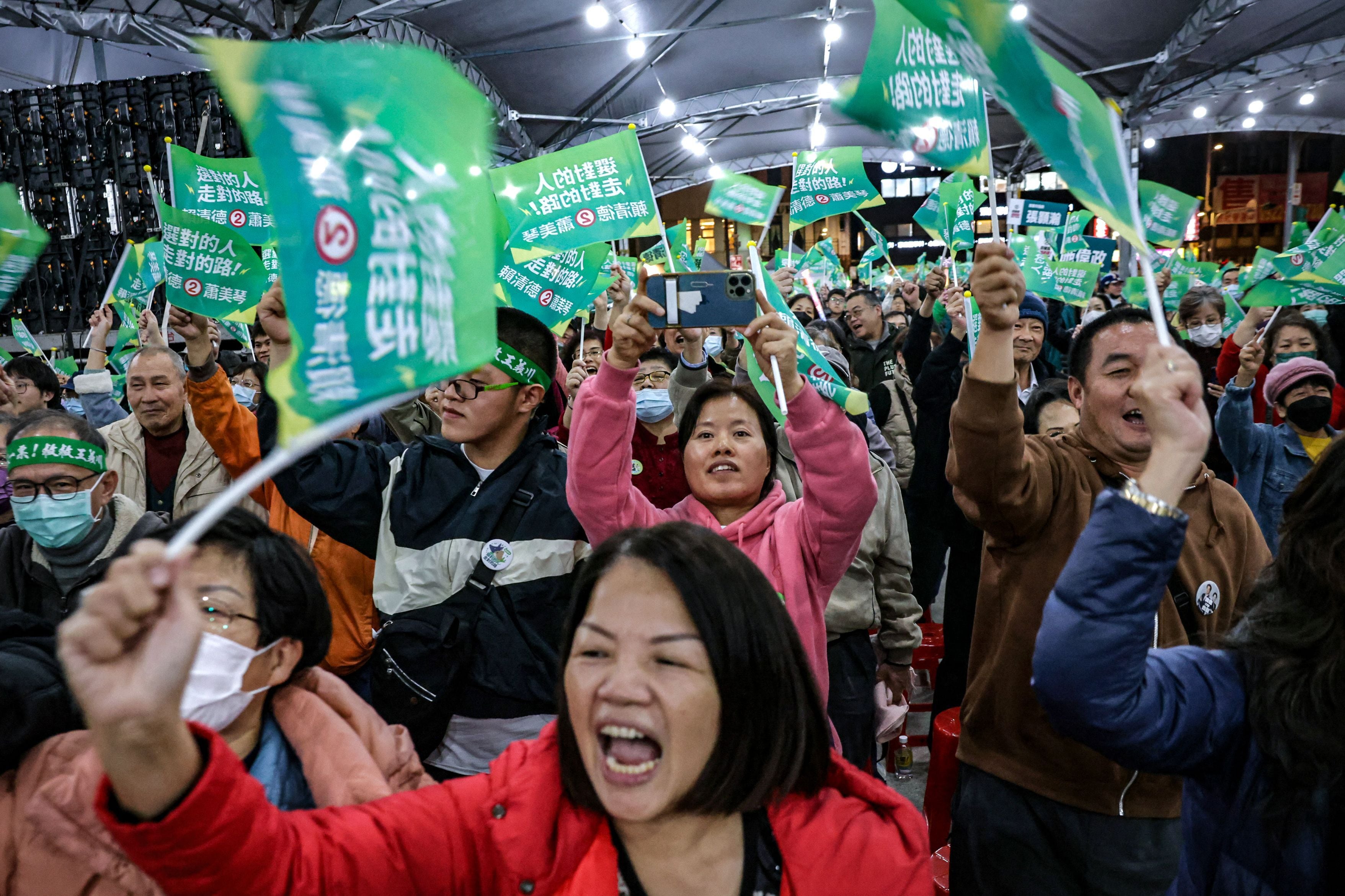 Election rally in Taiwan, an image that will not be seen in China.