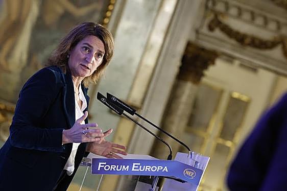El Gobierno acusa a la Xunta de «pedir todos los recursos de Salvamento Marítimo» para luchar contra el vertido de pélets