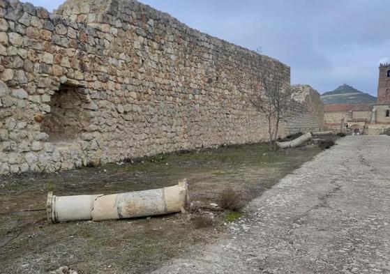 Imagen de las columnas en el suelo.