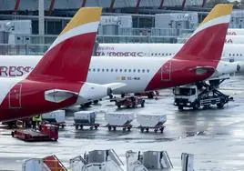 Iberia negocia 'in extremis' un acuerdo para evitar nuevos paros del 'handling'